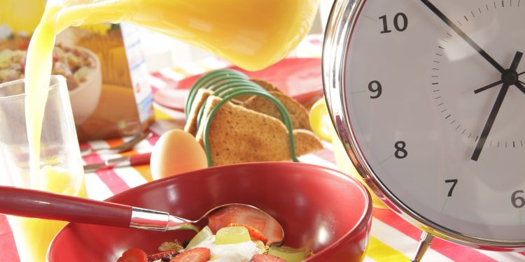 Eating on a limited schedule does not promote weight loss